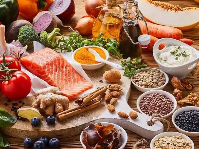 Imagem contendo alimentos anti-inflamatórios