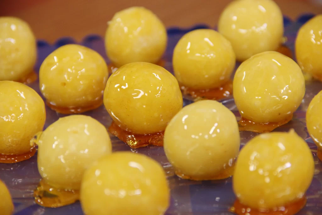 Um dos doces caramelizados do brasil, a bala baiana