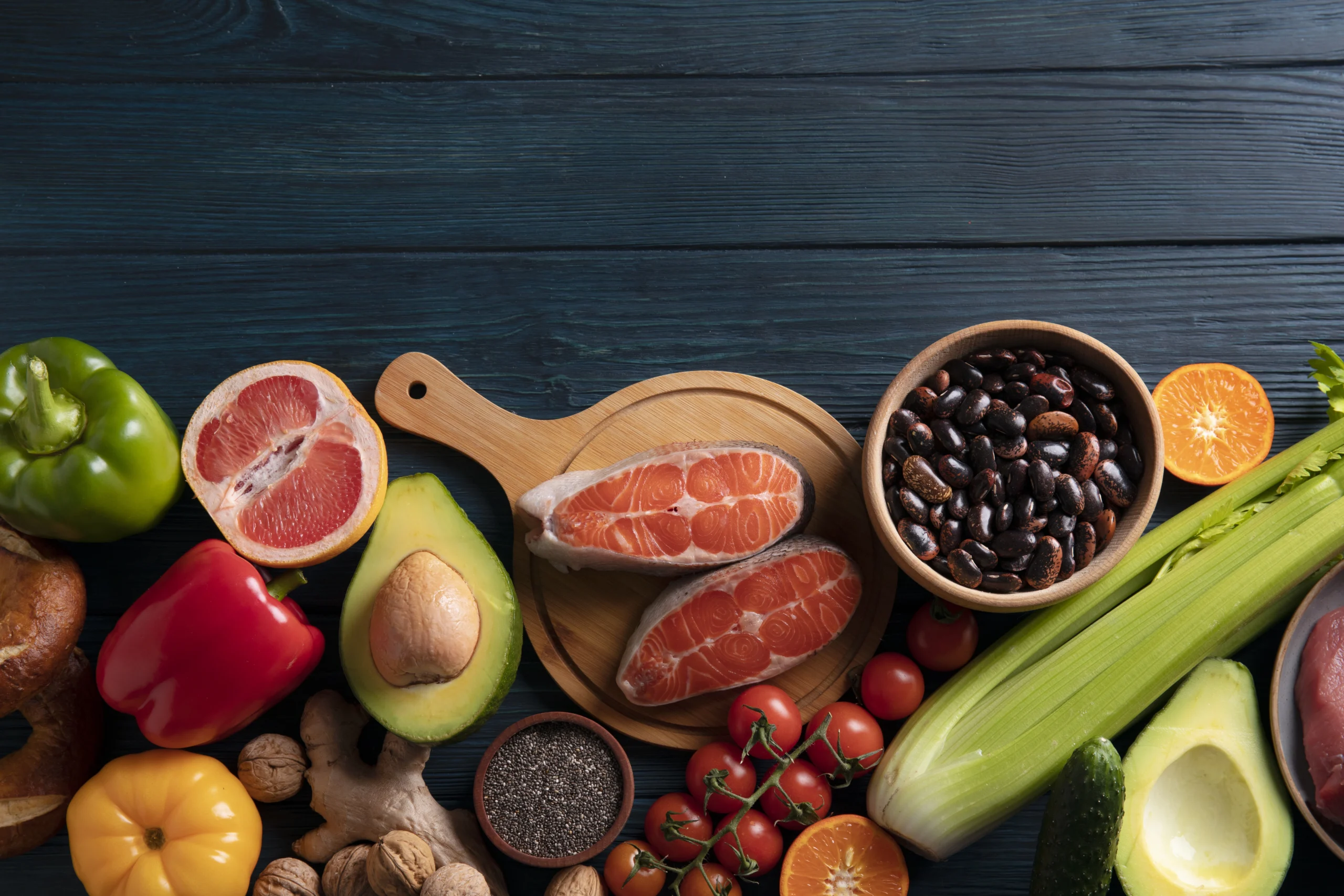 alimentos funcionais em cima de uma mesa